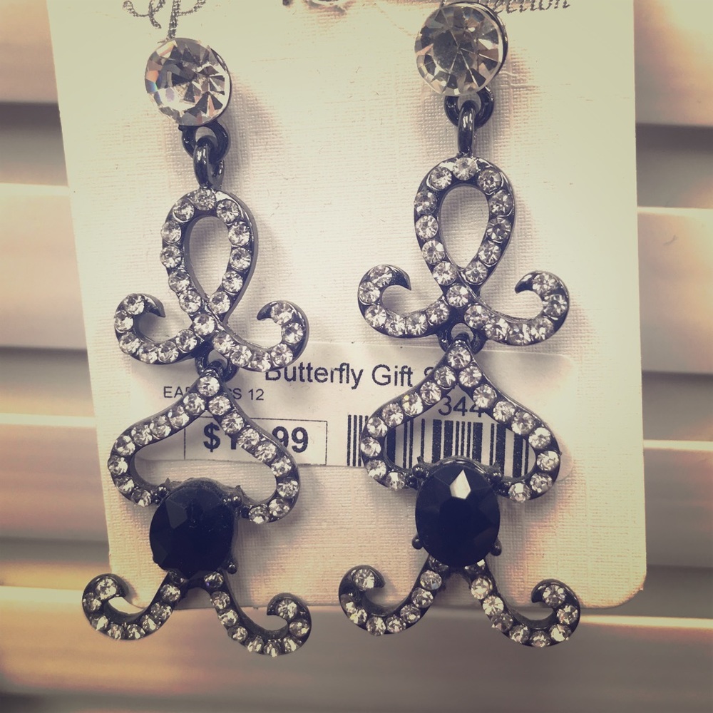 Black earrings